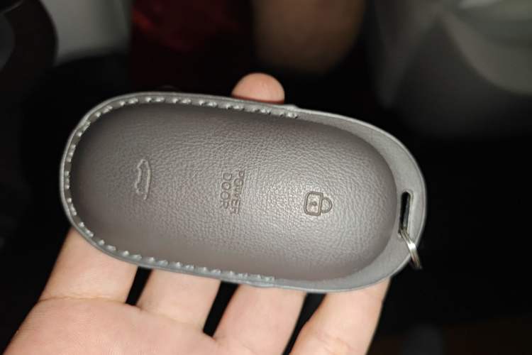 Used Li Auto MEGA 2024 Ultra Model