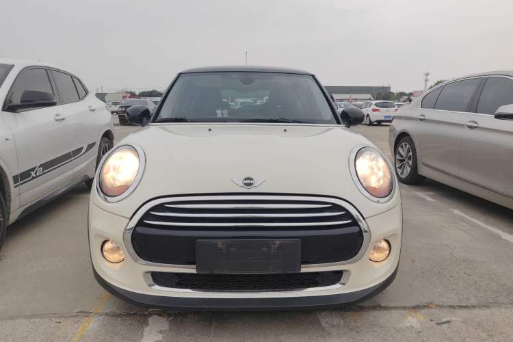 Used MINI 2014 1.5T COOPER Fun
