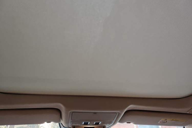 Used Jaguar XFL 2023 XFL 2.0T P250 Two-Wheel-Drive Luxury Deluxe Edition