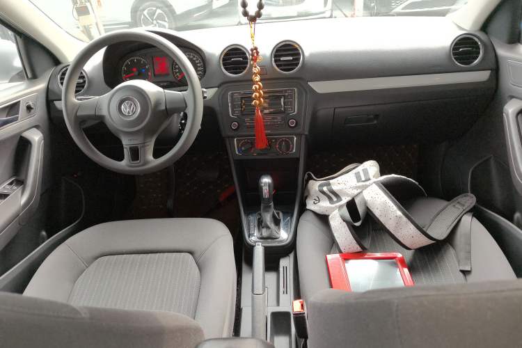 Used Volkswagen Jetta 2015 Value Edition 1.6L Automatic Comfort Version