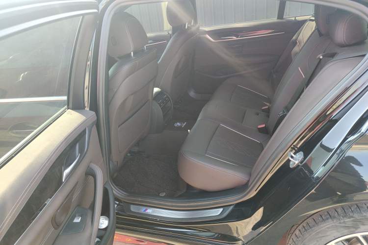 Used BMW 5 Series 2021 525Li M Sport Package Left Rear Seat