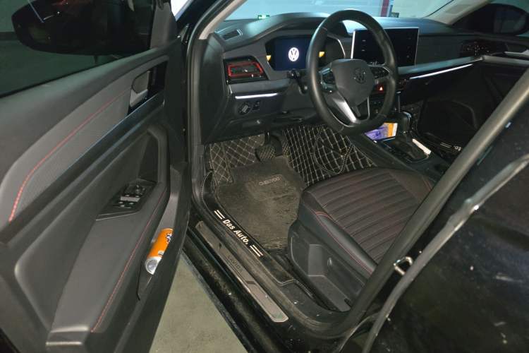 Used Volkswagen Lavida 2023 300TSI DSG Starry Full-Comfort Edition