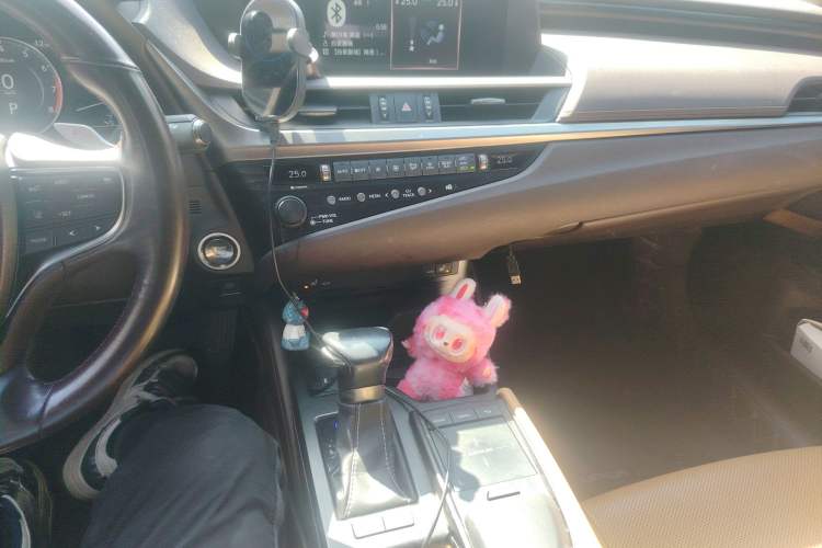 Used Lexus ES 2018 200 Excellence Edition China V Standard