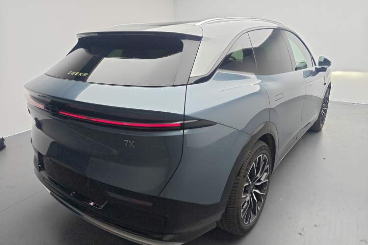 Used Zeekr 7X 2025 75 kWh Rear-Wheel Drive Intelligent Driving Version
