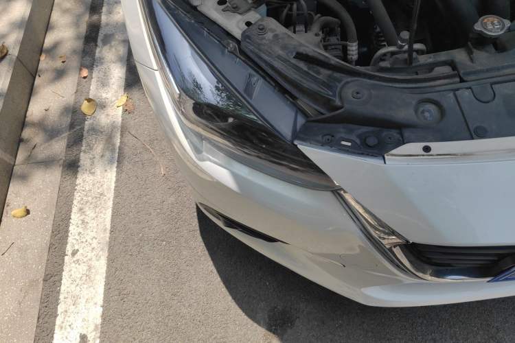 Used Mazda 3 Axela 2017 Sedan 1.5L Automatic Luxury Model Emission Standard China V