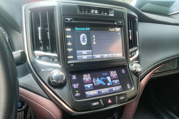 Used Toyota Crown 2017 2.0T Sport Edition Audio And AC Panel