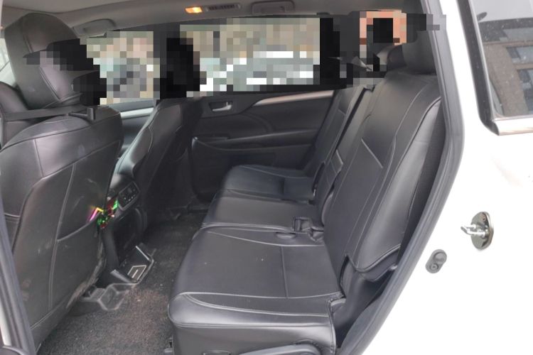 Used Toyota Highlander 2018 2.0T Four-Wheel Drive Luxury Version 7 Seats China VI Standard Left Rear Seat