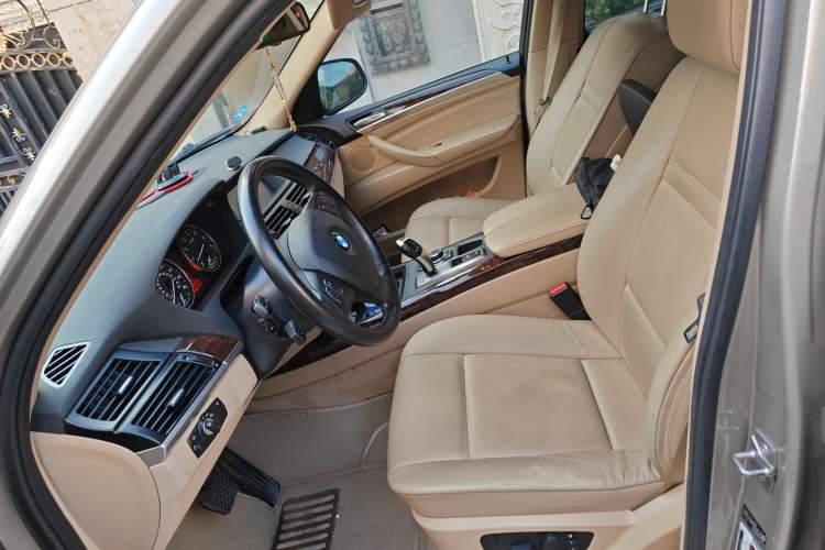 Used BMW X5 2011 xDrive35i U.S. specification Left Front Seat