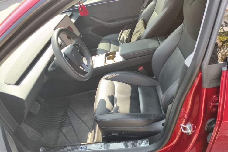 Used Tesla Model 3 2023 Long-Range All-Wheel-Drive Version