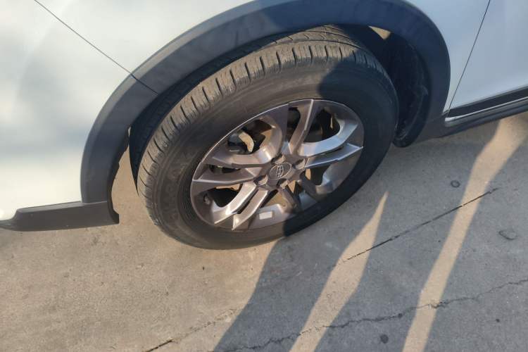 Used Geely Auto Vision X3 2020 1.5L CVT Elite Edition
