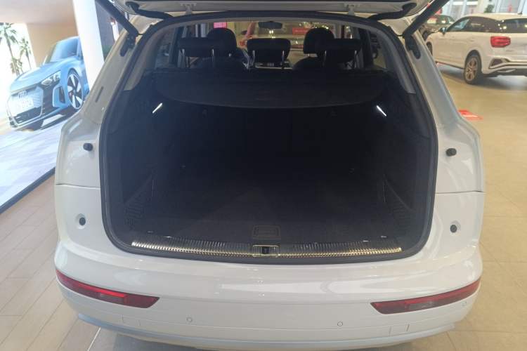 Used Audi Q5L 2018 40 TFSI Prestige Edition China VI Emission Standard