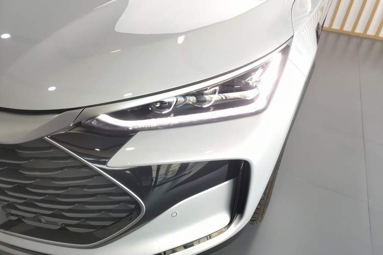 Used BYD Tang New Energy 2025 Intelligent Driving Version DM-i 115KM Flagship Edition Left Front Headlight