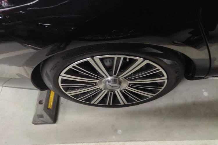 Used Mercedes-Benz E-Class 2021 E 300 L Stylish Model