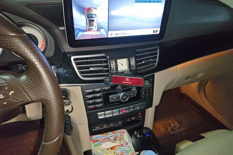 Used Mercedes-Benz E-Class 2014 E 260 L Sport Edition Audio And AC Panel