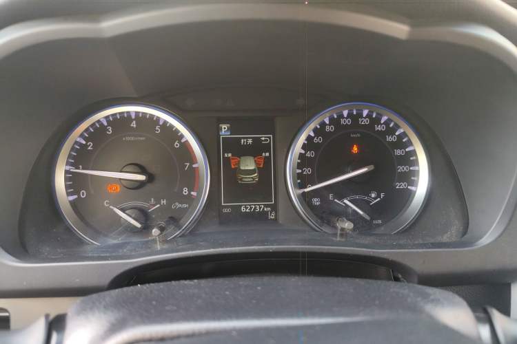 Used Toyota Highlander 2018 2.0T Four-Wheel Drive Prestige Version 7 Seats China VI Standard Instrument Cluster