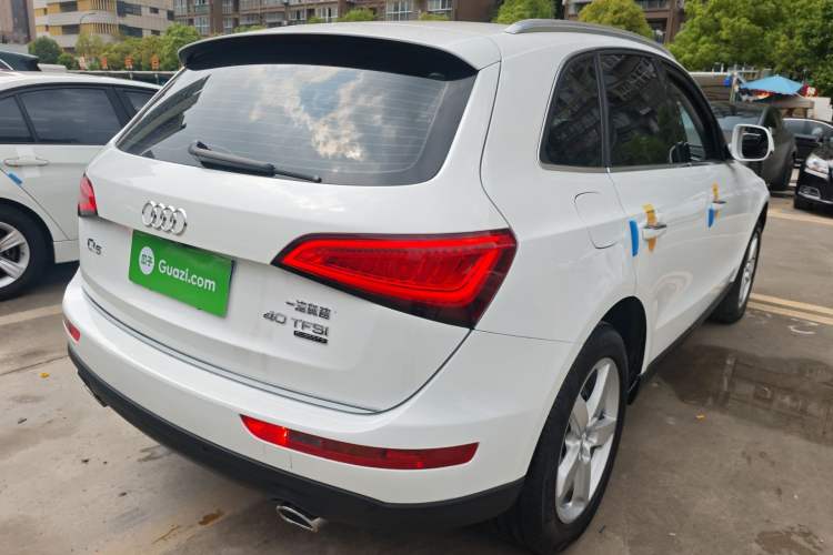 Used Audi Q5 2016 40 TFSI Technology Edition Rear Right 45 Deg