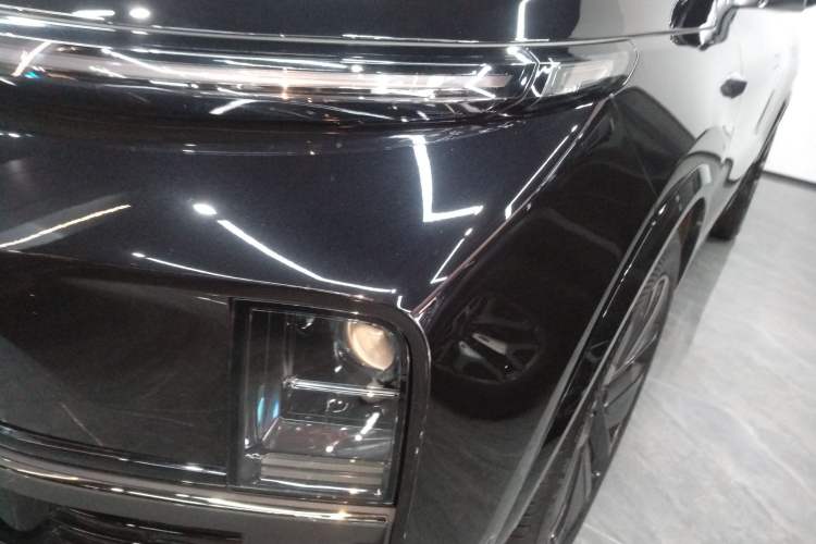 Used Li Auto L8 2024 Pro Model
