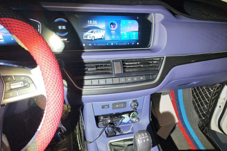 Used BAW Ruisheng Ace M7 2025 1.6L Manual Long Wheelbase Comfort Version 5 Seats Audio And AC Panel