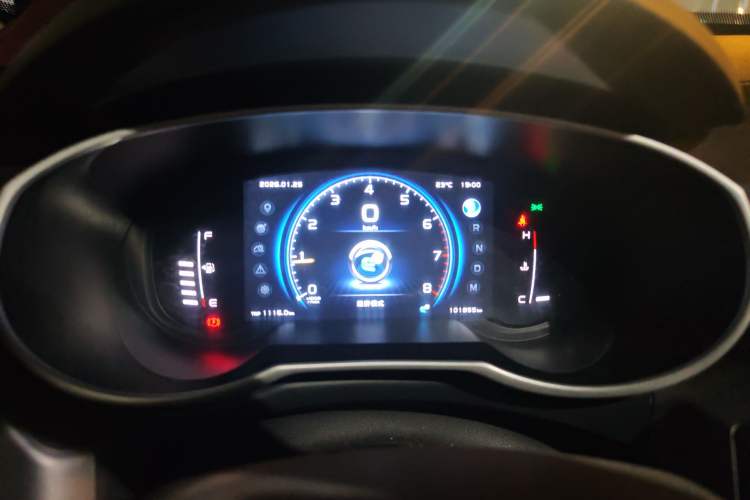 Used Geely Auto Emgrand X7 Sport 2021 Million Edition 1.8TD DCT Two-Wheel Drive Luxury Model
