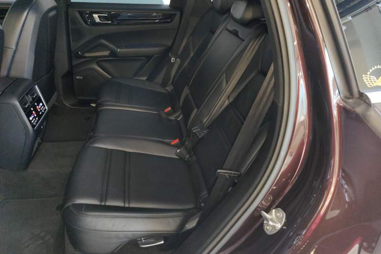 Used Porsche Cayenne E-Hybrid 2021 Cayenne E-Hybrid 2.0T Left Rear Seat