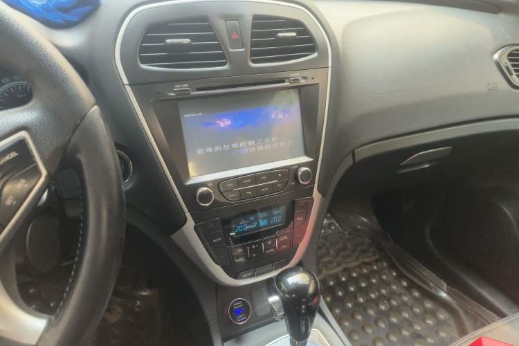 Used GAC Trumpchi GS5 2012 2.0L Automatic Two-Wheel Drive Anniversary Edition