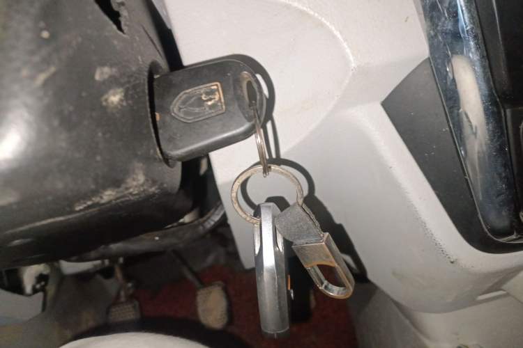 Used Jinbei New Hiace X30L 2016 1.5L Wealth Edition Van DLCG14 Vehicle Key