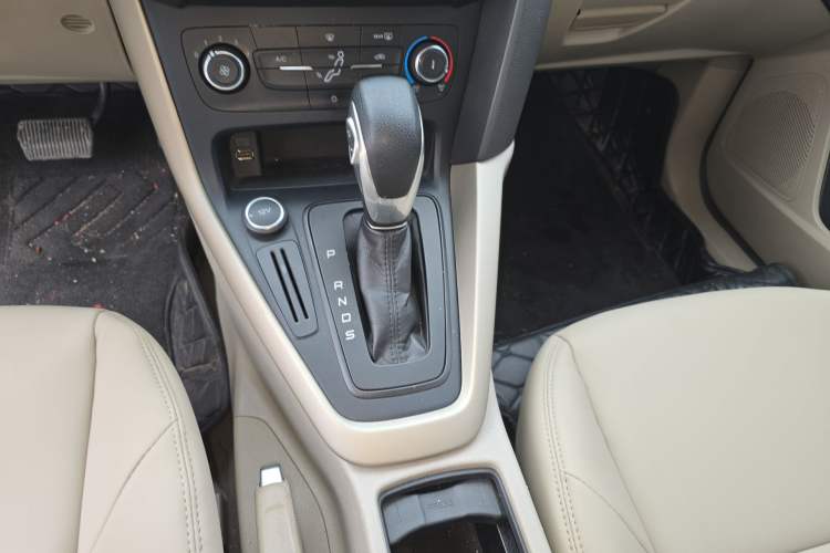 Used Ford Focus 2017 Sedan 1.6L Automatic Comfort Plus SmartDrive Edition