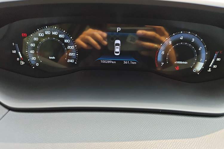 Used Peugeot 408 2022 1.6T Light-Chasing Edition
