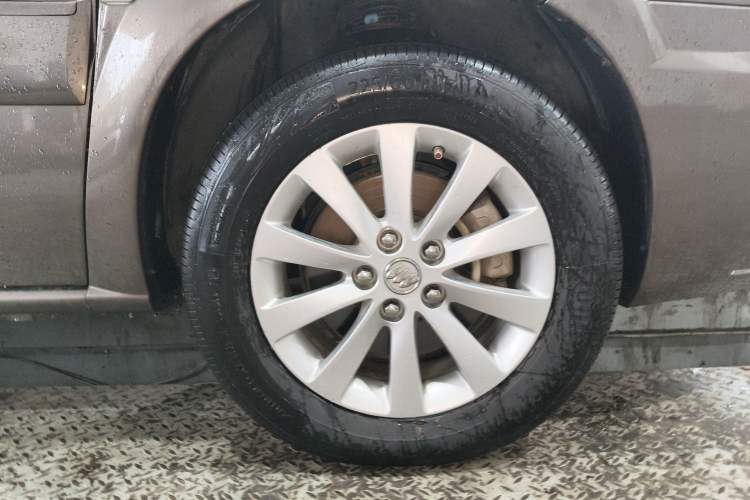 Used Buick GL8 2014 2.4L Classic Edition
