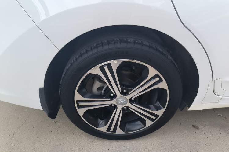 Used Hyundai Elantra (6th Generation / Lingdong) 2018 1.4T Dual-Clutch Xuan Dong · Dynamic Edition
