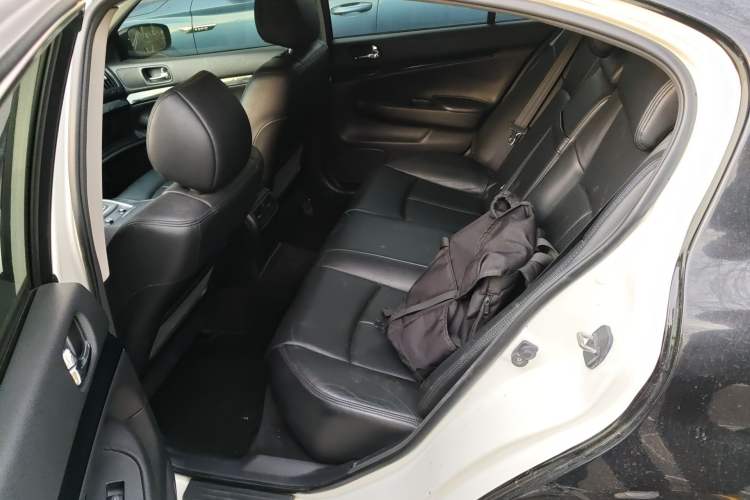 Used Infiniti G Series 2010 G37 Sedan