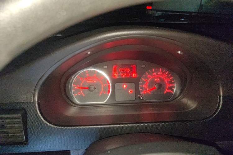 Used Wuling Rongguang 2017 1.5L Extended Basic Version Instrument Cluster