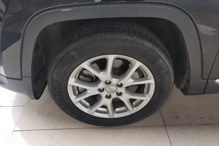 Used Jeep Cherokee 2017 2.0L Superior Edition