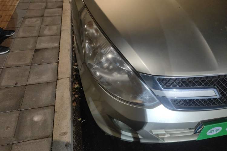 Used Wuling Rongguang V 2016 1.5L Standard Version
