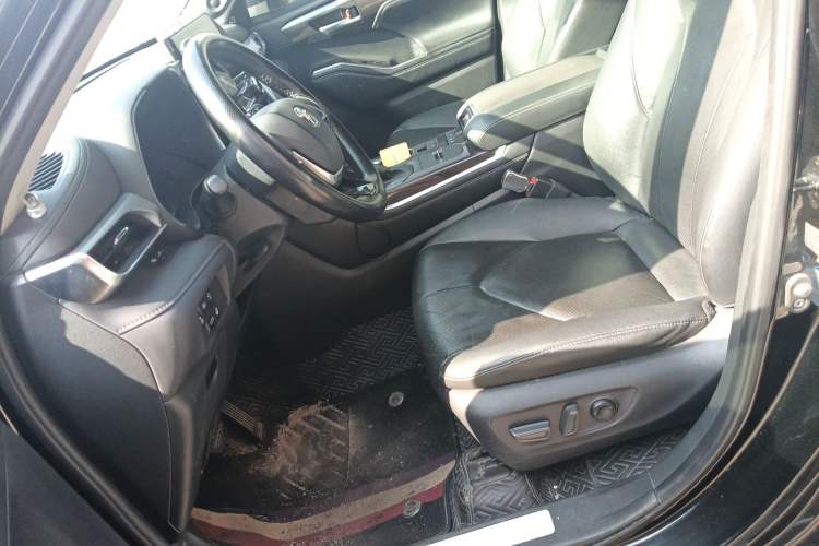 Used Toyota Highlander 2022 Dual-Engine 2.5L Four-Wheel Drive Supreme Edition 7-Seater Left Front Seat