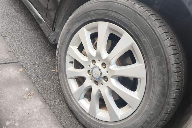 Used Mercedes-Benz R-Class 2017 R 320 4MATIC Business Edition Prestige Model