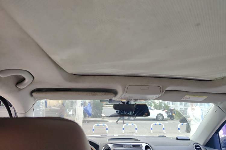 Used Volkswagen Tiguan L 2015 1.8TSI Automatic All-Wheel-Drive Luxury Model