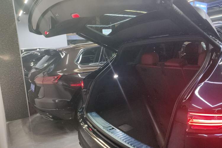 Used Porsche Cayenne 2023 Cayenne 3.0T Platinum Edition
