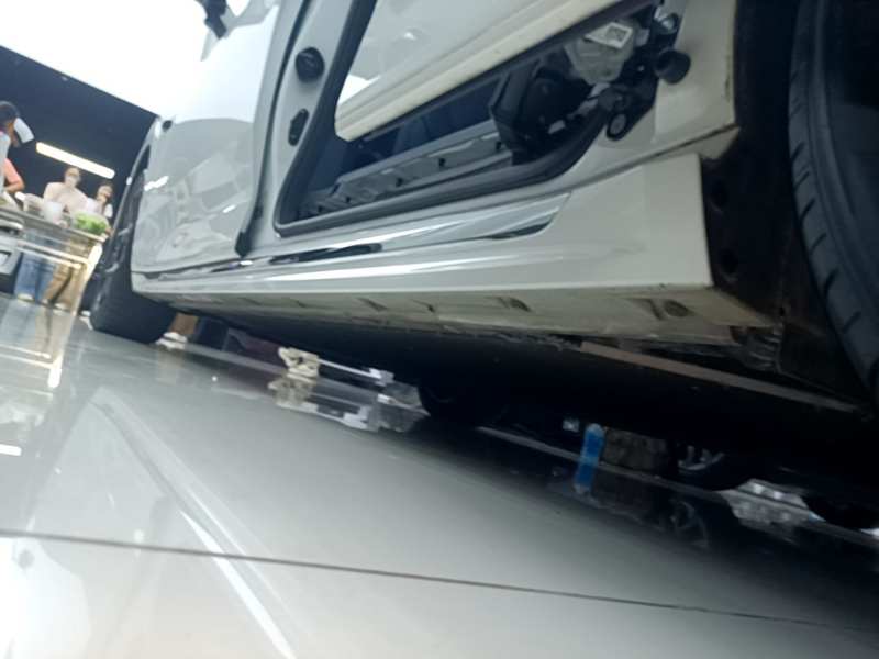 Used Zeekr 009 2024 7-Seater Aisle Version 108 kWh — 21