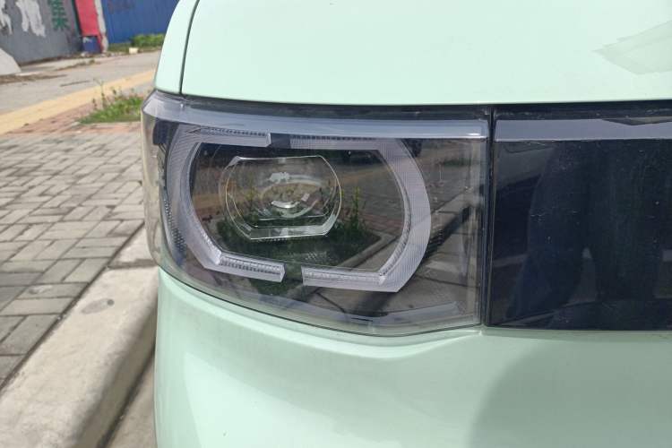 Used Wuling Hongguang MINIEV 2021 Macaron Fashion Model Lithium Iron Phosphate