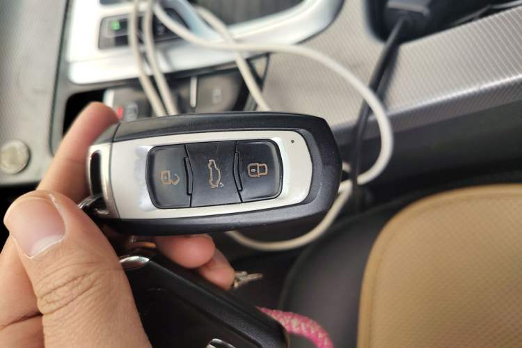 Used Geely Auto Emgrand GL 2018 1.8L DCT Elite Smart Connectivity Version Vehicle Key