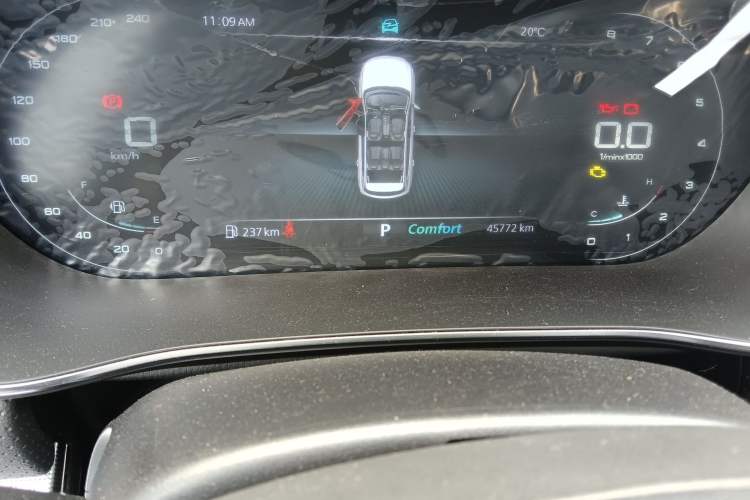 Used Roewe RX5 MAX 2019 300TGI Automatic 4G Connect Luxury Edition Odometer Close Up