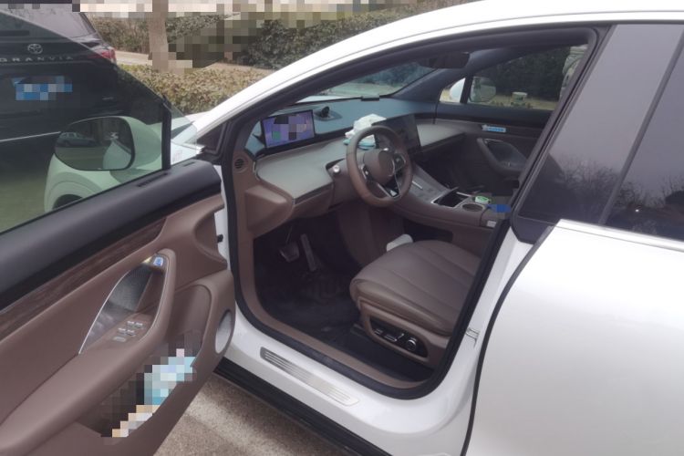 Used Hima Luxeed R7 2025 Extended-Range 251km Pro