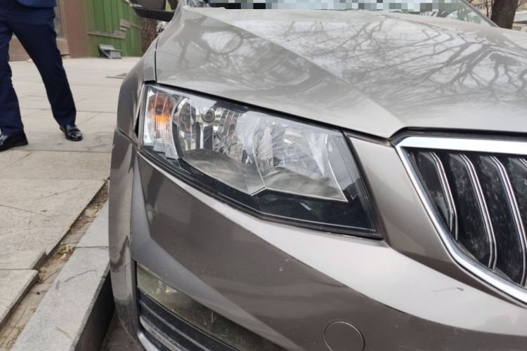 Used Skoda Octavia 2017 1.6L Manual Smart Drive Edition