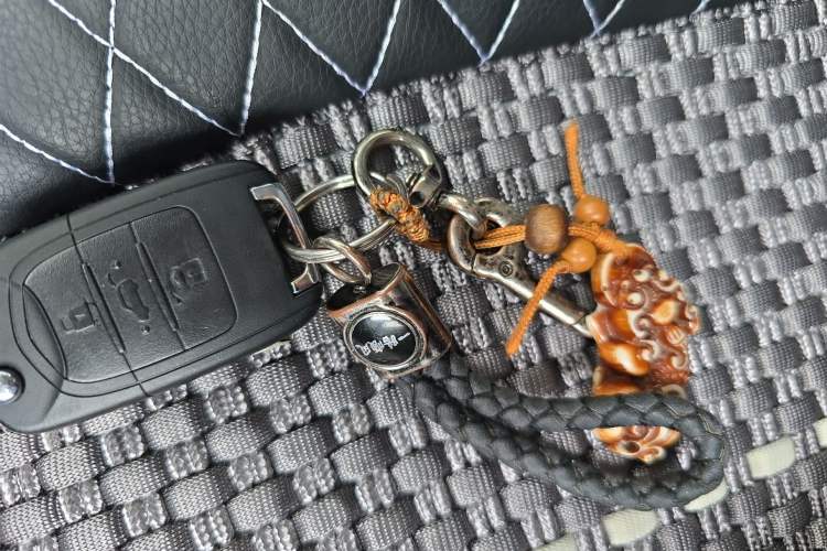 Used Baojun 510 2019 1.5L Automatic Enjoyment Model China V Emission Standard Vehicle Key