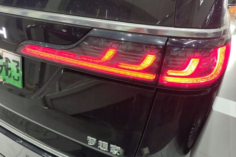 Used VOYAH Dream 2025 PHEV Four-Wheel-Drive Flagship Kunpeng Edition