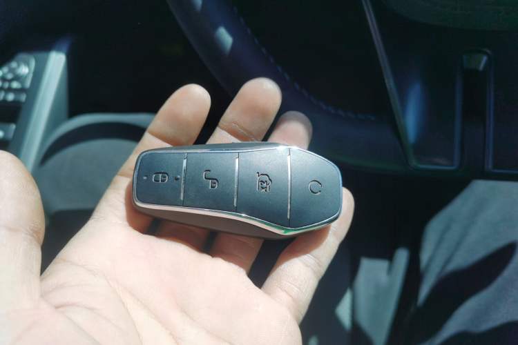 Used BYD Qin L 2024 DM-i 80KM Leading Model Vehicle Key