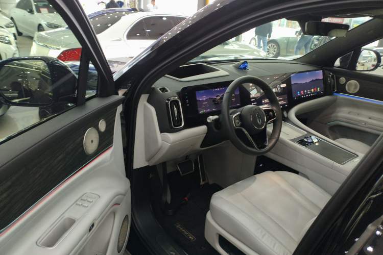 Used Hima AITO M9 2024 Range-Extended Ultra Version 42 kWh 6-Seater Model