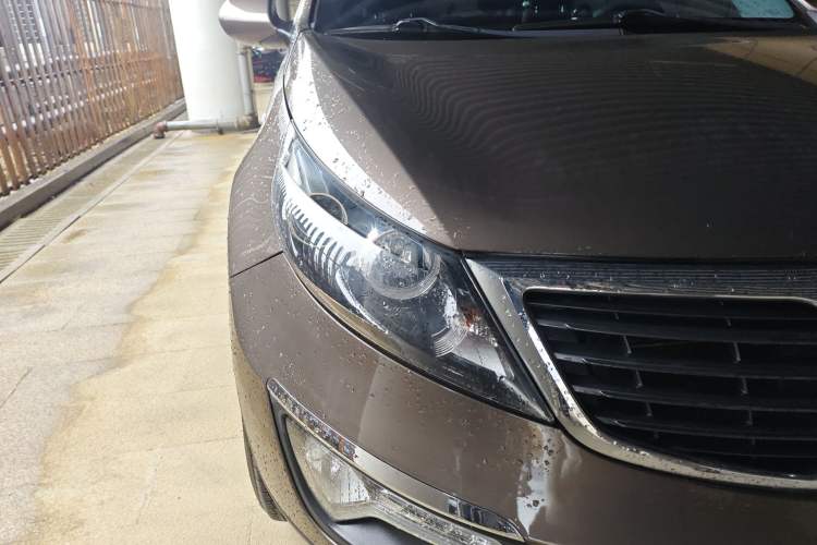 Used Kia Sportage R 2012 2.0L Automatic Two-Wheel Drive GL Trim
