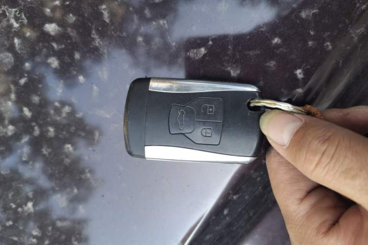 Used Geely Auto GX7 2015 Sports Edition 2.0L Automatic Prestige Model